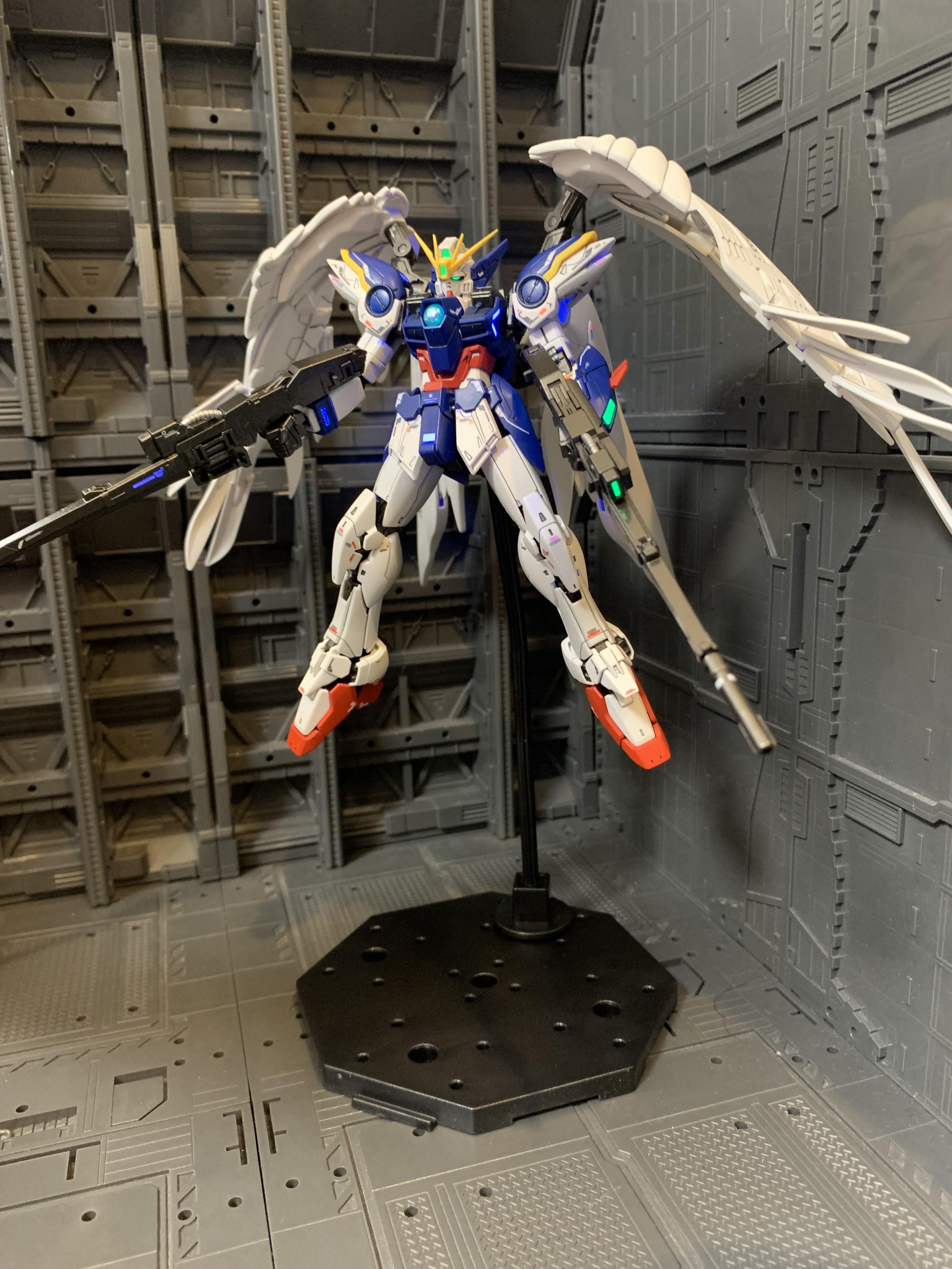 RG ウイングガンダムゼロEW 全塗装｜@yuuki1さんのガンプラ作品