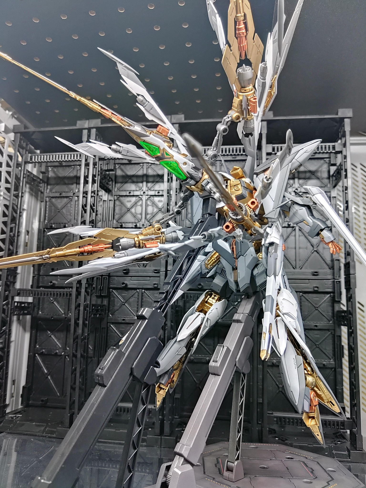 MG エクリプスガンダム 全塗装 小改造 ～おはようございます、戦闘行動