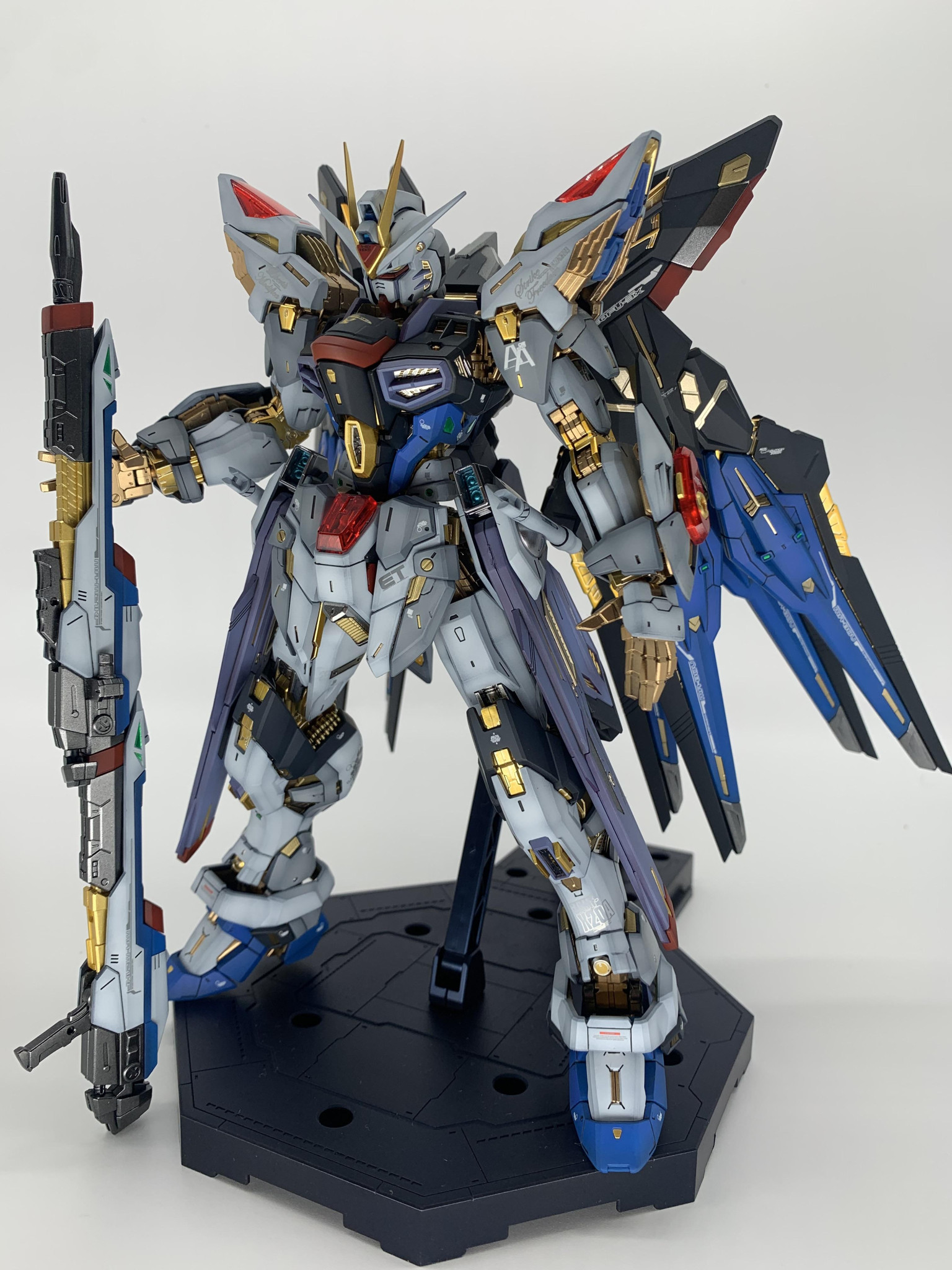MGEX ZGMF-X20A ストライクフリーダムガンダム｜tomocatさんのガンプラ