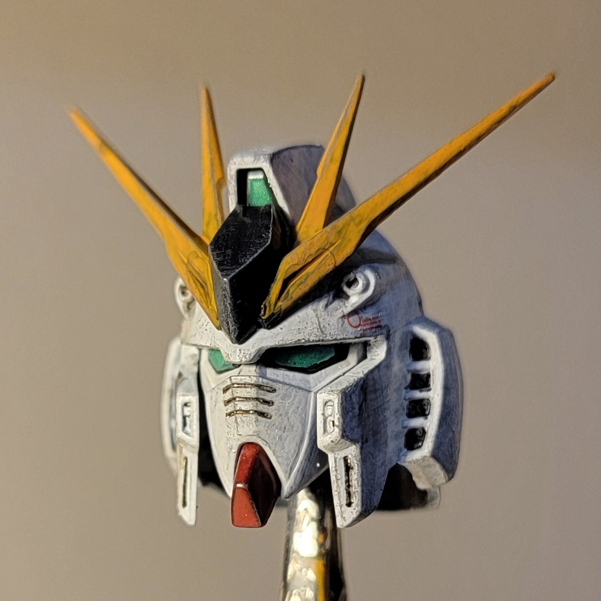 MG RX-93 νガンダム 1.0｜Dinny_Chinさんのガンプラ作品｜GUNSTA