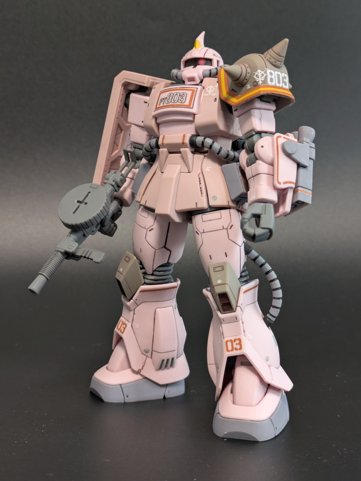 ザク・デザートタイプ ピンクパンサー隊機｜リーノさんのガンプラ作品
