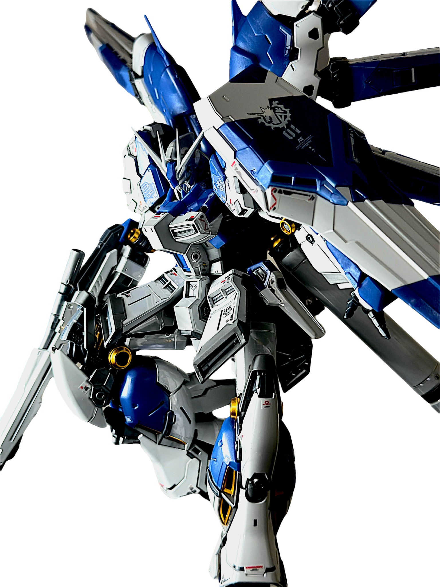 RG 1/144 Hi-νガンダム[チタニウムフィニッシュ]｜かるまさんの
