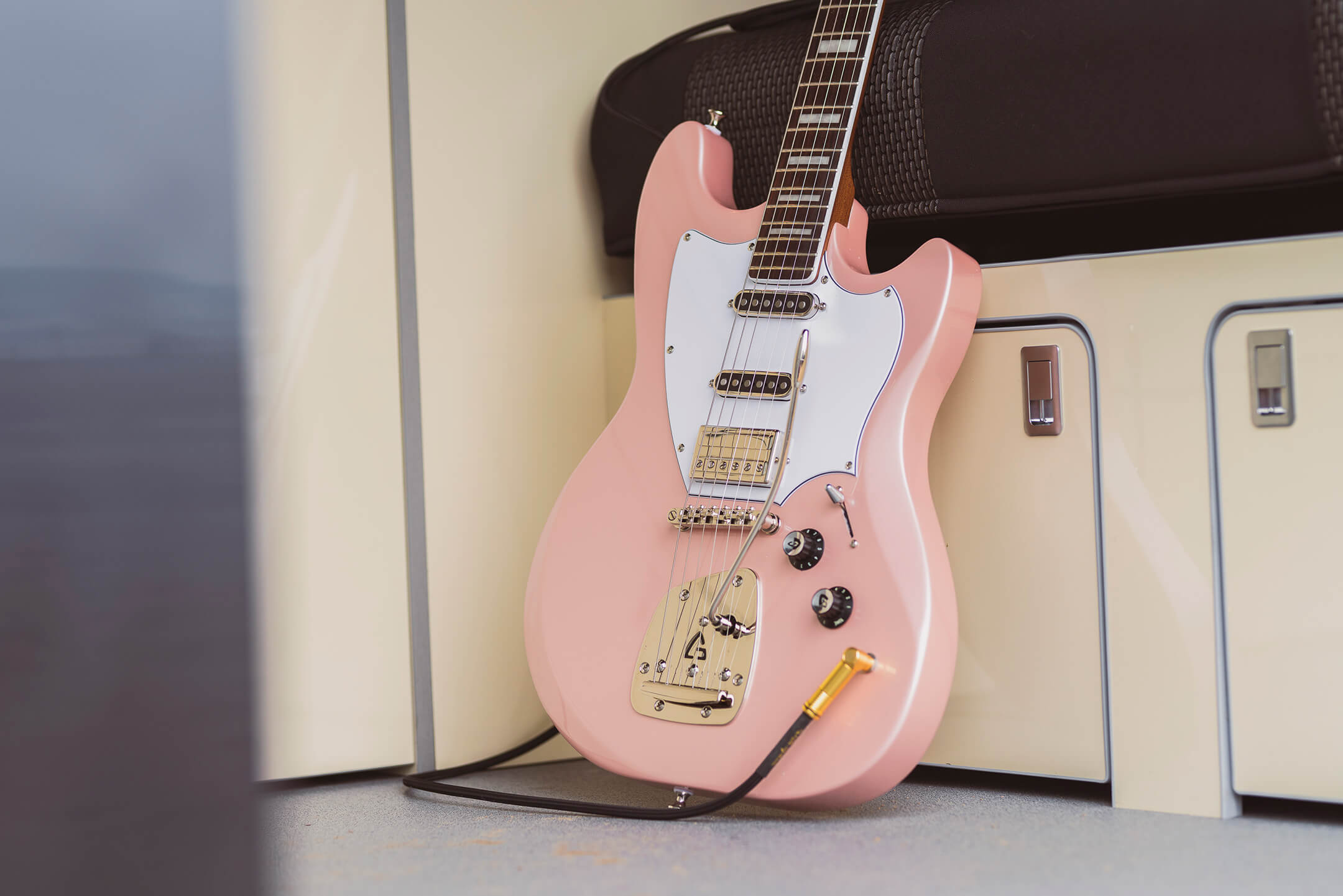 Guild Surfliner Deluxe review: second time's the charm | Guitar.com