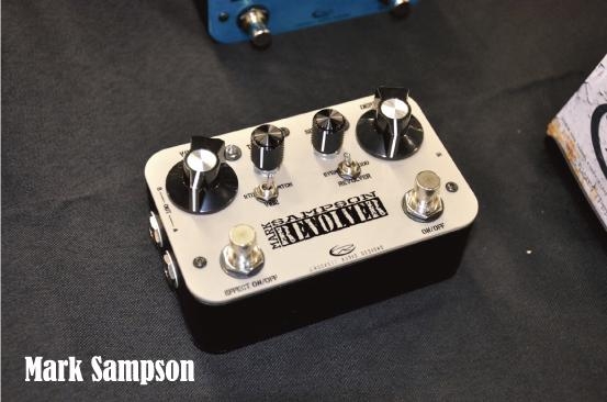 エフェクター】MATCHLESS設計者のマーク・サンプソンデザイン、ROCKETT