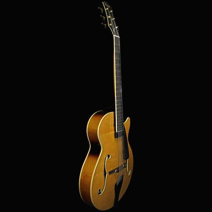 Peerless Martin Taylor Maestro Features -SOLD- — Guitars 'n Jazz