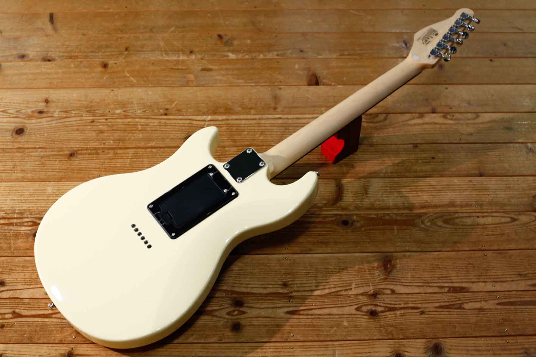 VOX / APC-2 White【アンプ・エフェクト・リズムマシン内蔵ギター