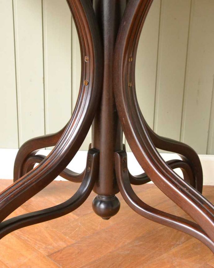 THONET トーネットのアンティークカフェテーブル(m-632-f