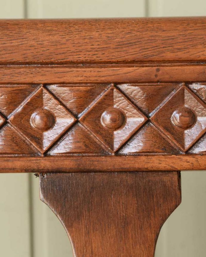 オーク材の英国アンティーク風ダイニングチェア(y-212-c)｜アンティーク風