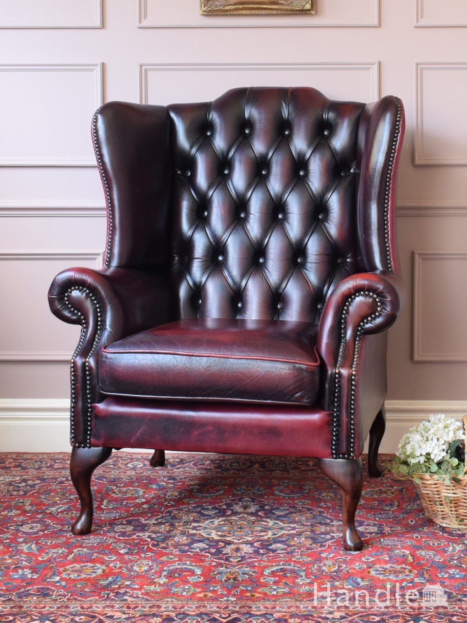 フランス生まれのサロンチェア、優しいピンクのアンティークプチポワン