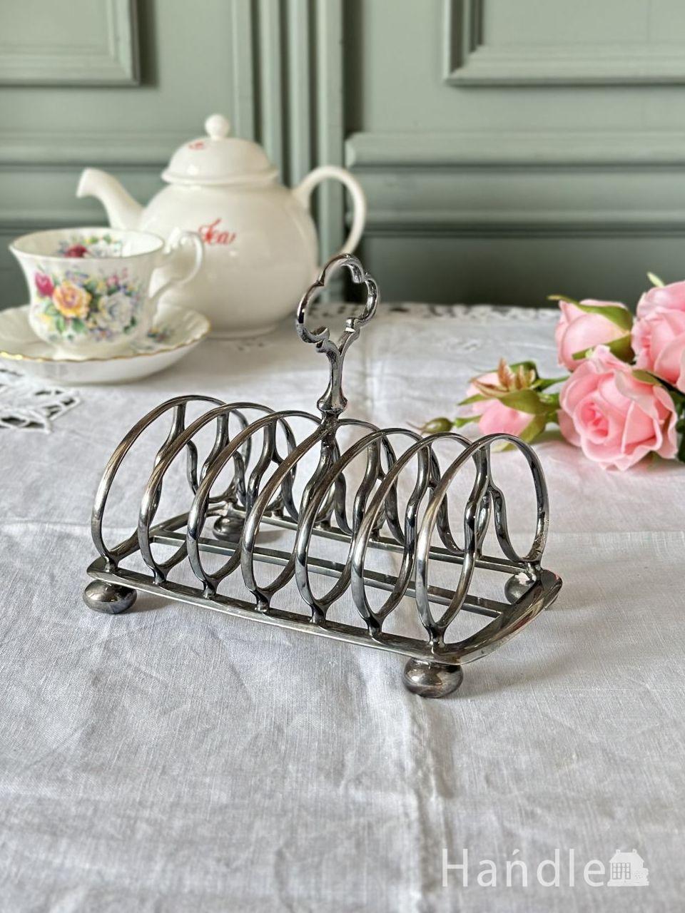 英国アンティークのおしゃれな器、シルバープレートのトーストラック(m