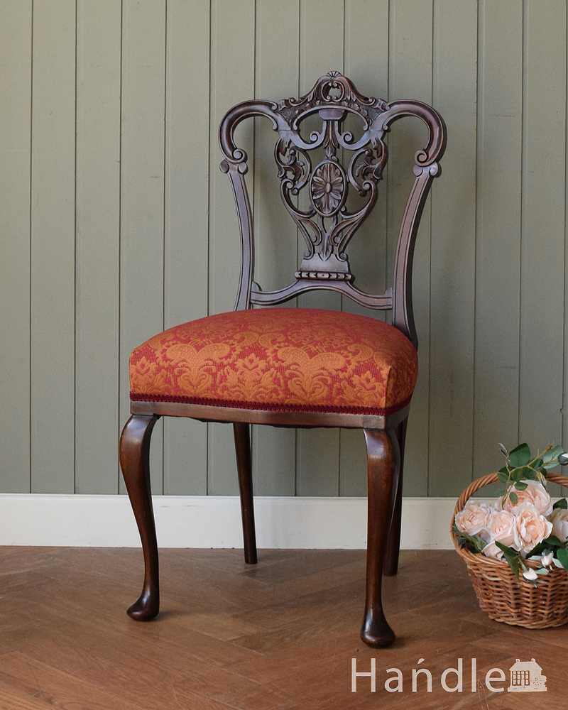 布張りの英国アンティークチェア、豪華な彫りの美しいサイドチェア(k