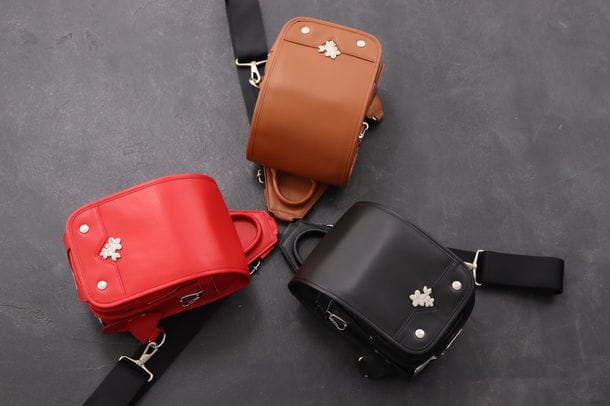 牛本革使用で上質な日本製！斜めがけタイプの大人ランドセル 『Premier