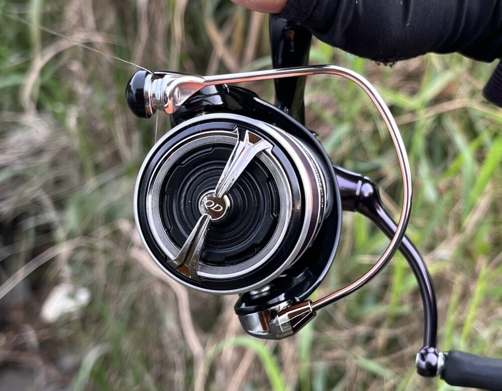 23タトゥーラ FC LT2500SS-QD インプレ】価格以上の剛性感とドラグ性能