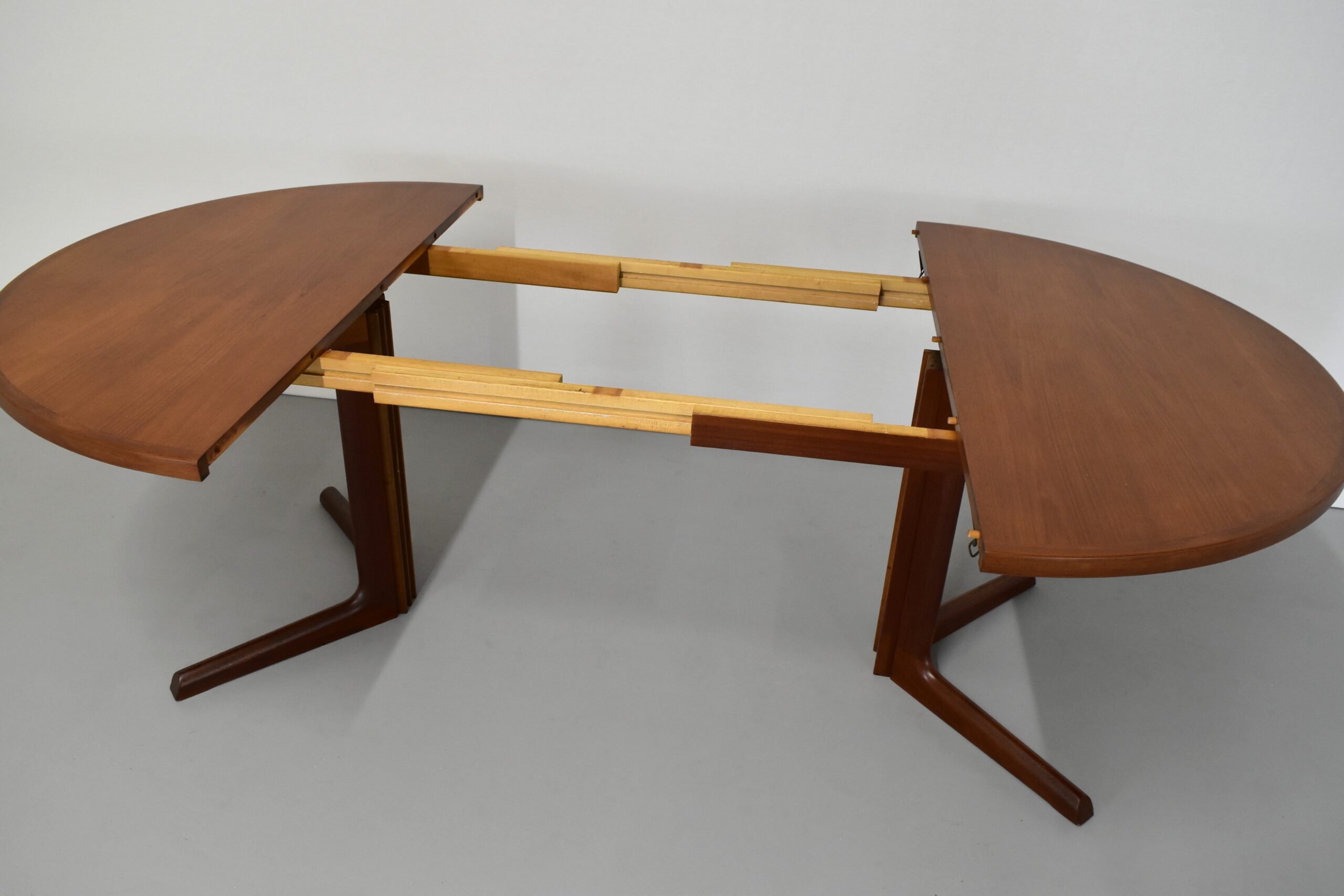 ラウンドテーブル/ダイニングテーブル/エクステンションテーブル/丸