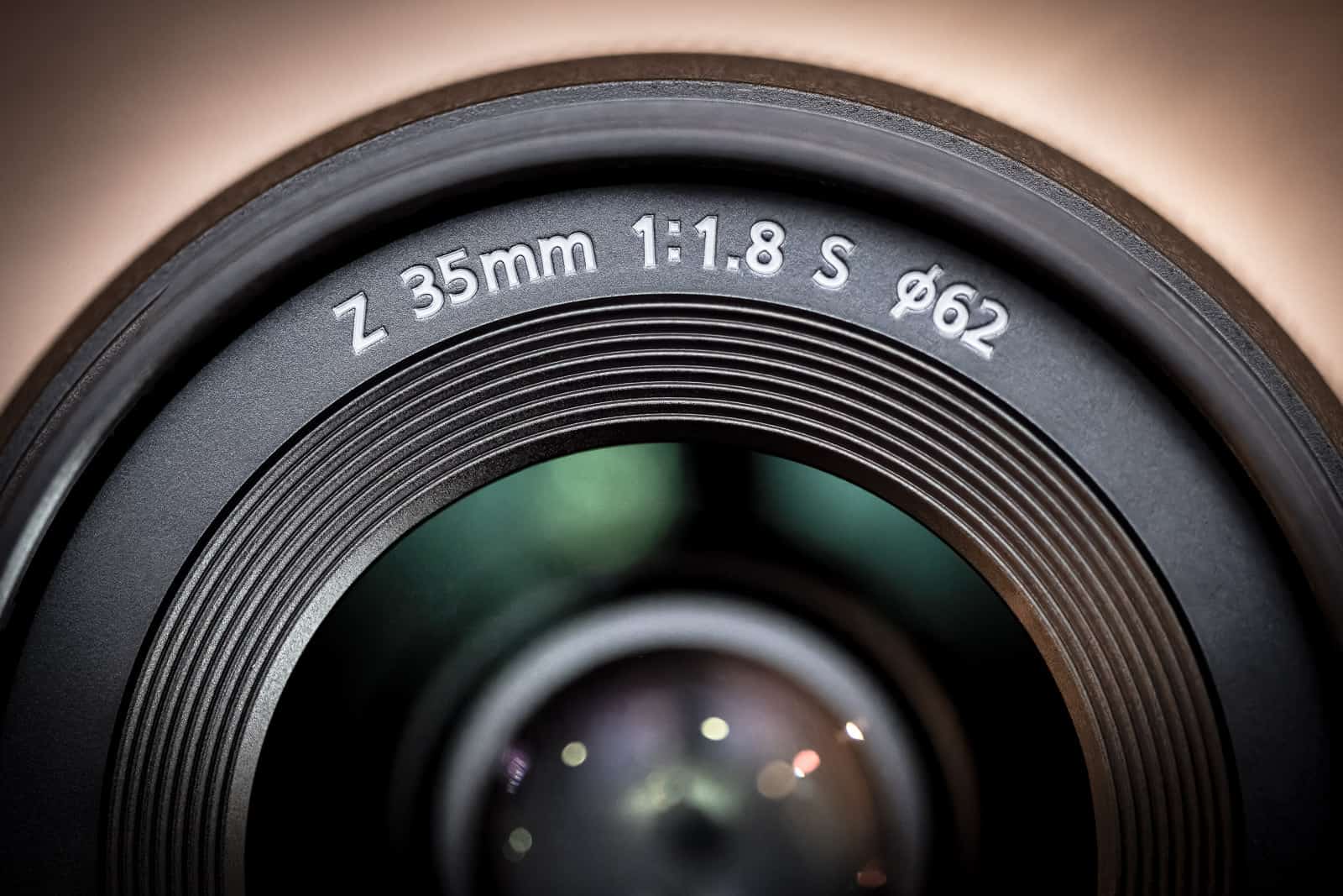 Nikon Z 35mm f1.8 S Hands-on Test & Review