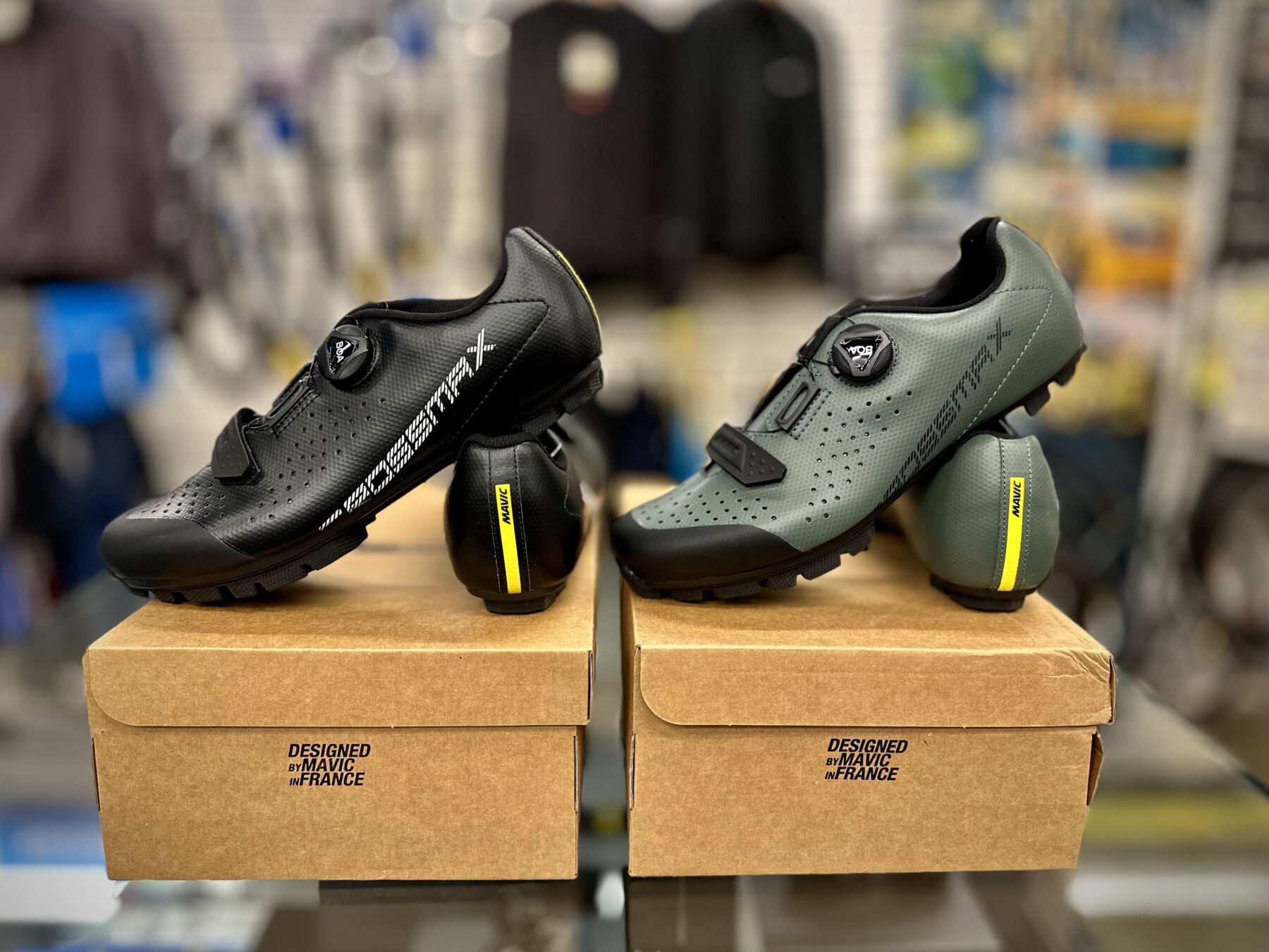 2024年ﾓﾃﾞﾙSPDｼｭｰｽﾞ【MAVIC】｜バイク・自転車の購入修理ならハヤサカ