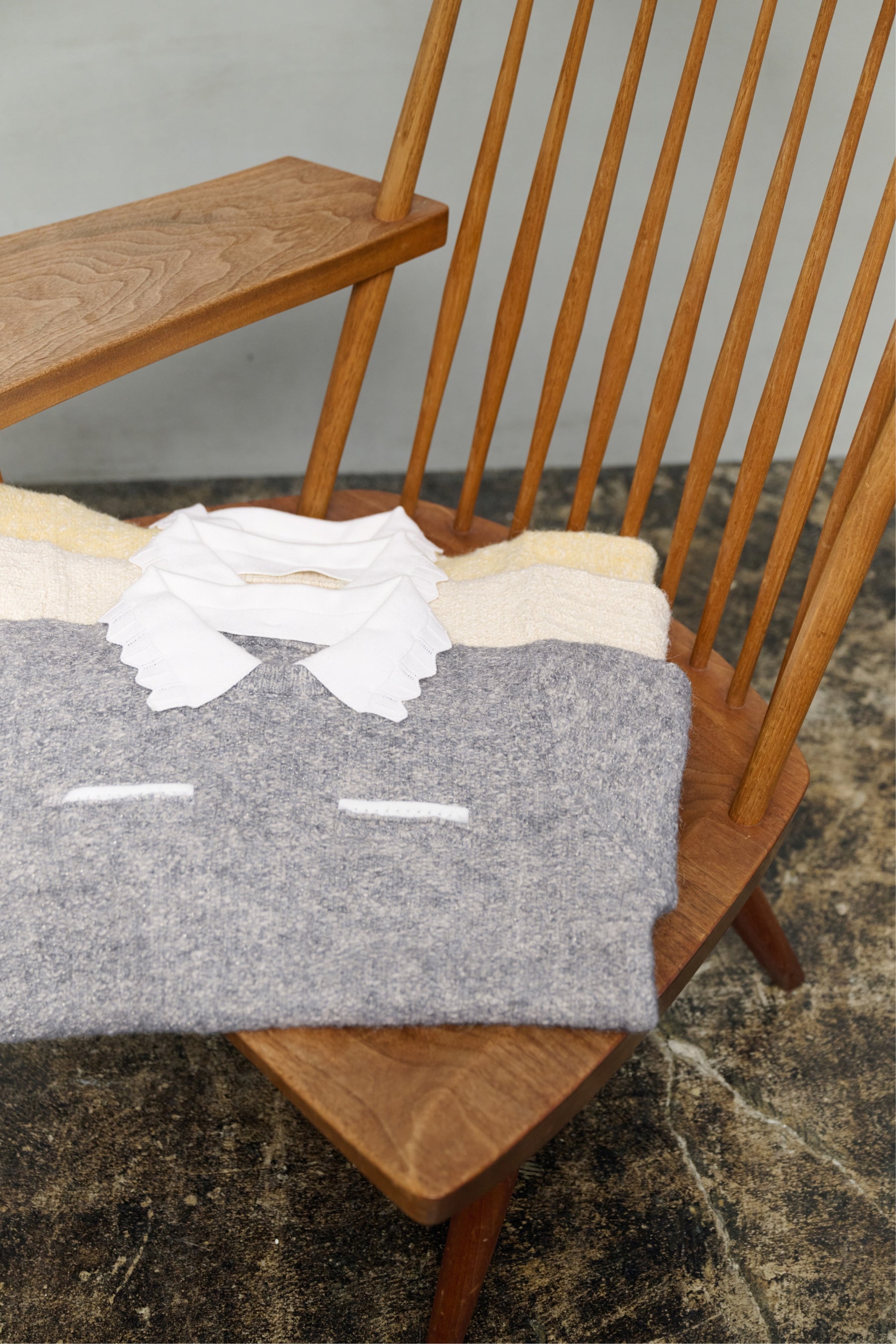 Petal-Edge Collar Knit Top