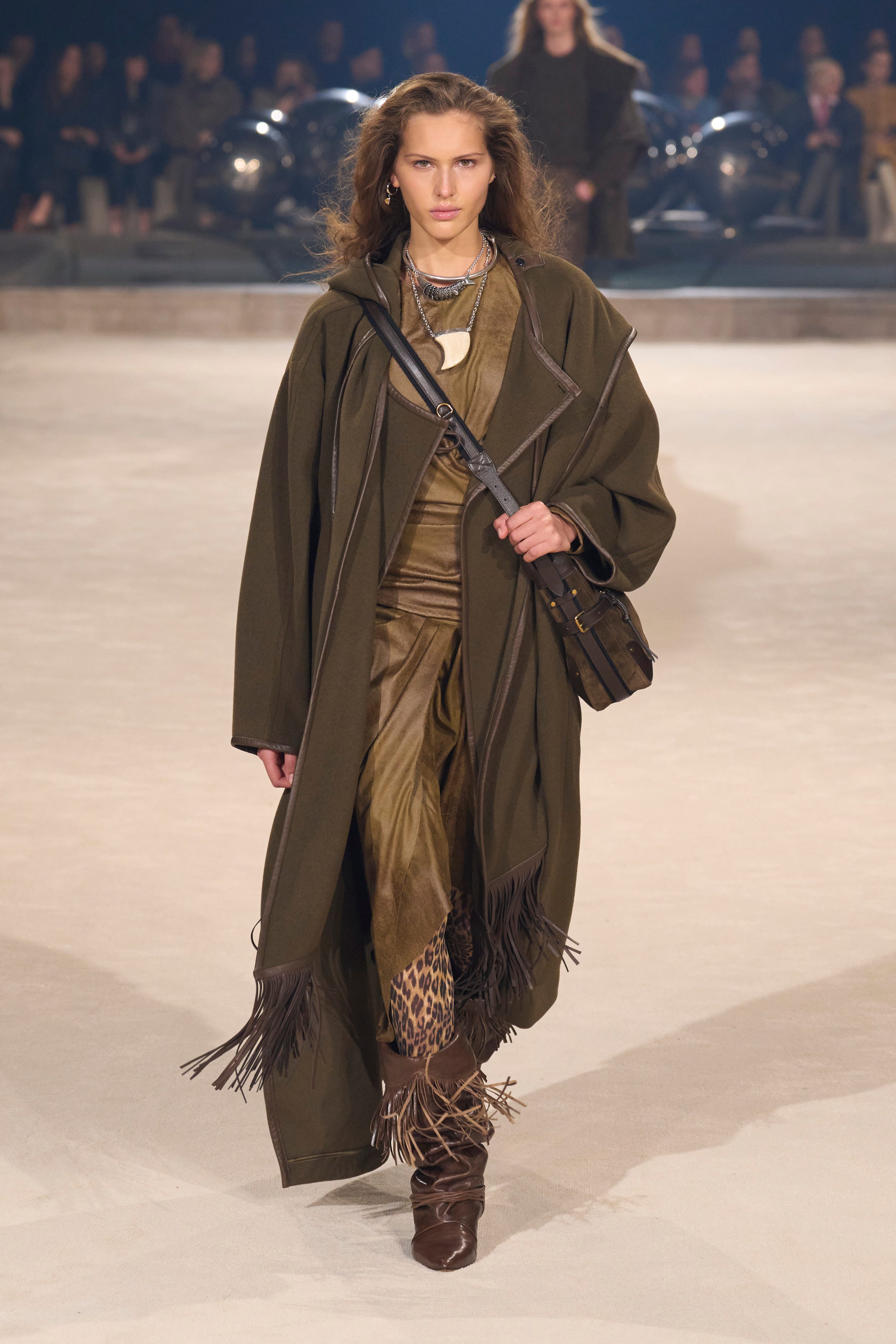 イザベル マラン（ISABEL MARANT）2024-25秋冬コレクション