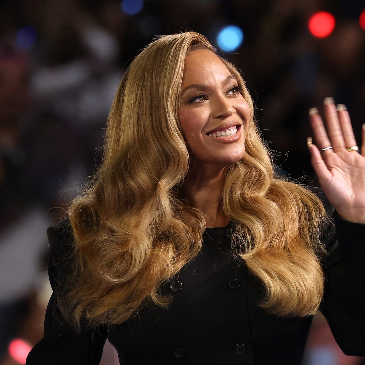 recording-artist-beyonce-looks