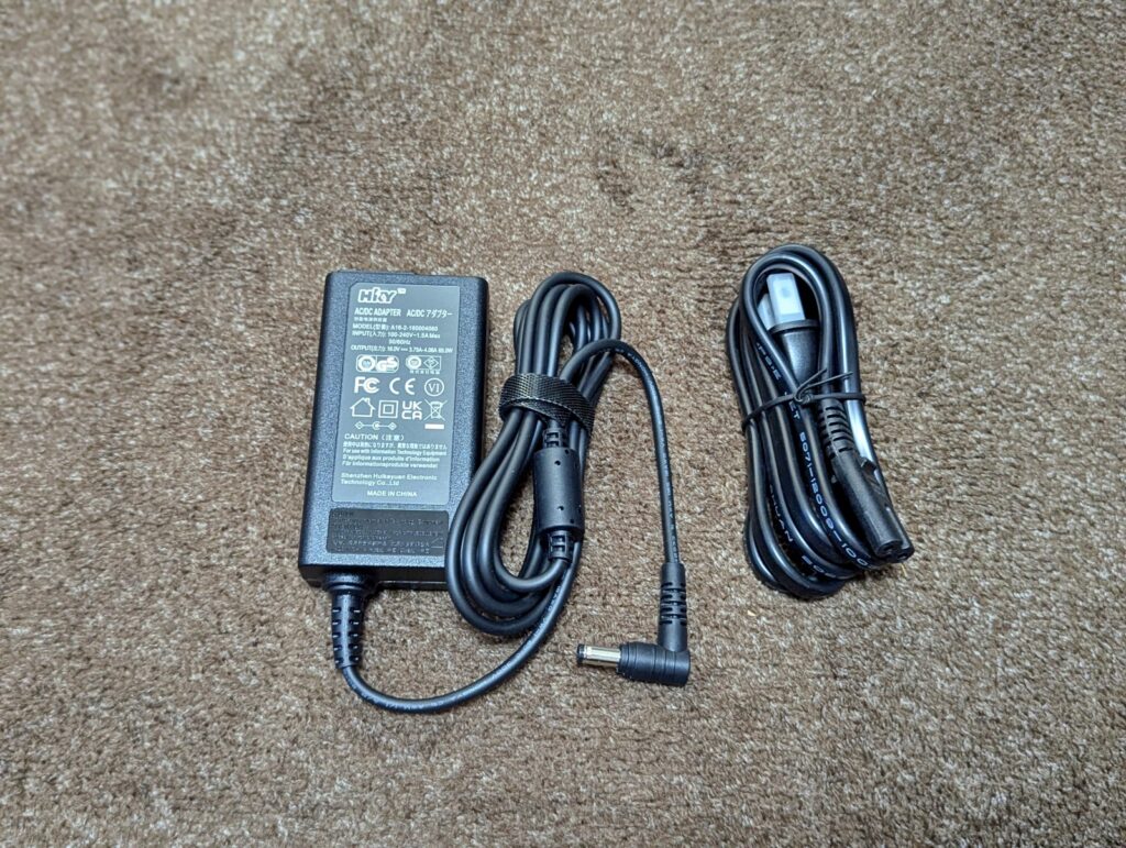 レビュー】HKY レッツノート用互換ACアダプター CF-RZ6にも最適！自宅