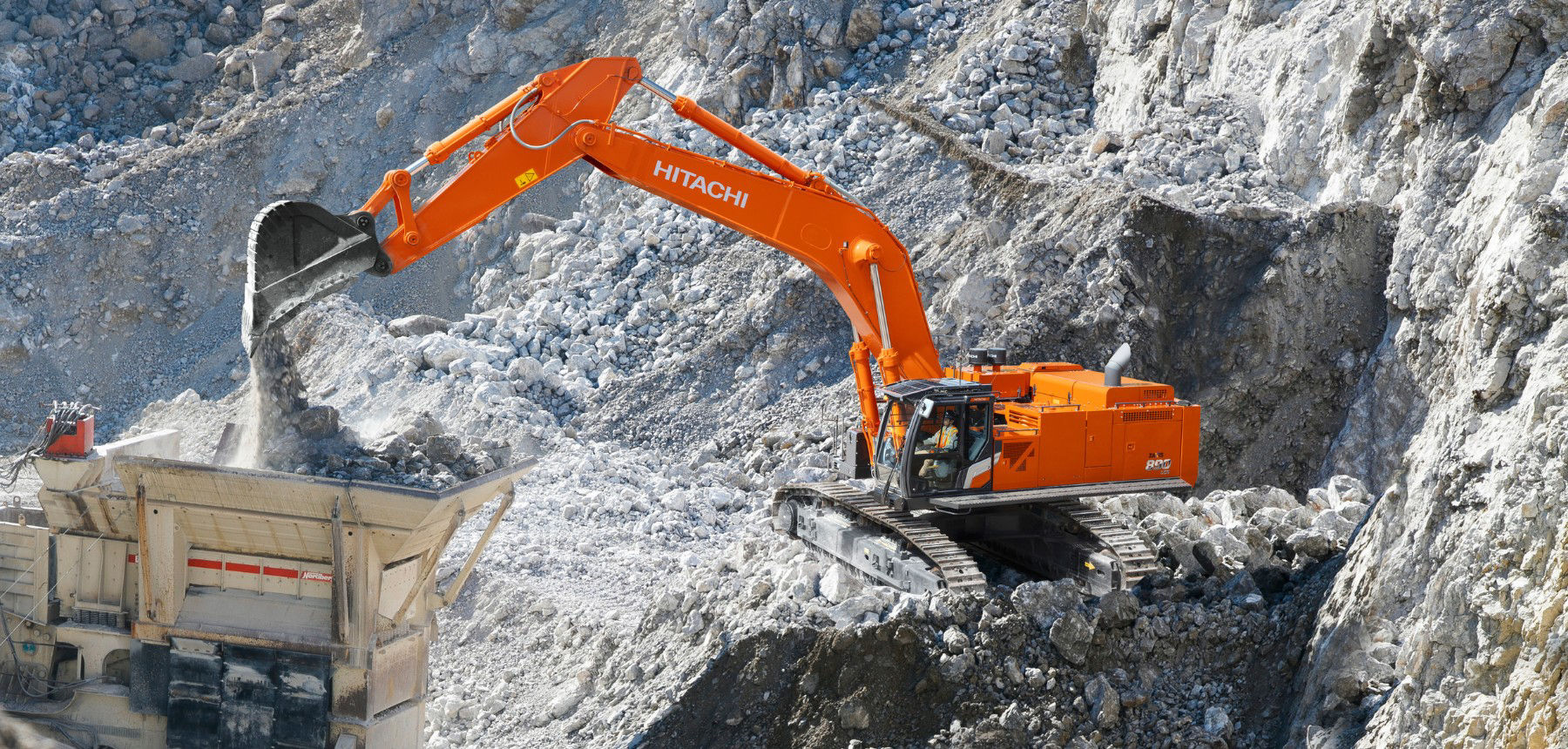 ZX890LCH/LCR-7 Large Excavators - Hitachi Construction Machinery UK