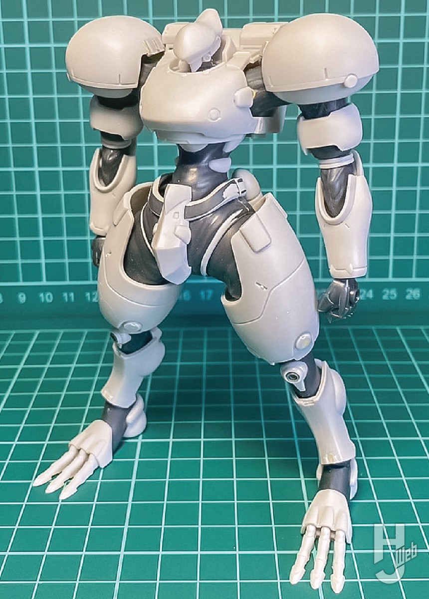 MODEROID「士魂号」を細部にディテールを追加・塗装でリアルな風合いを