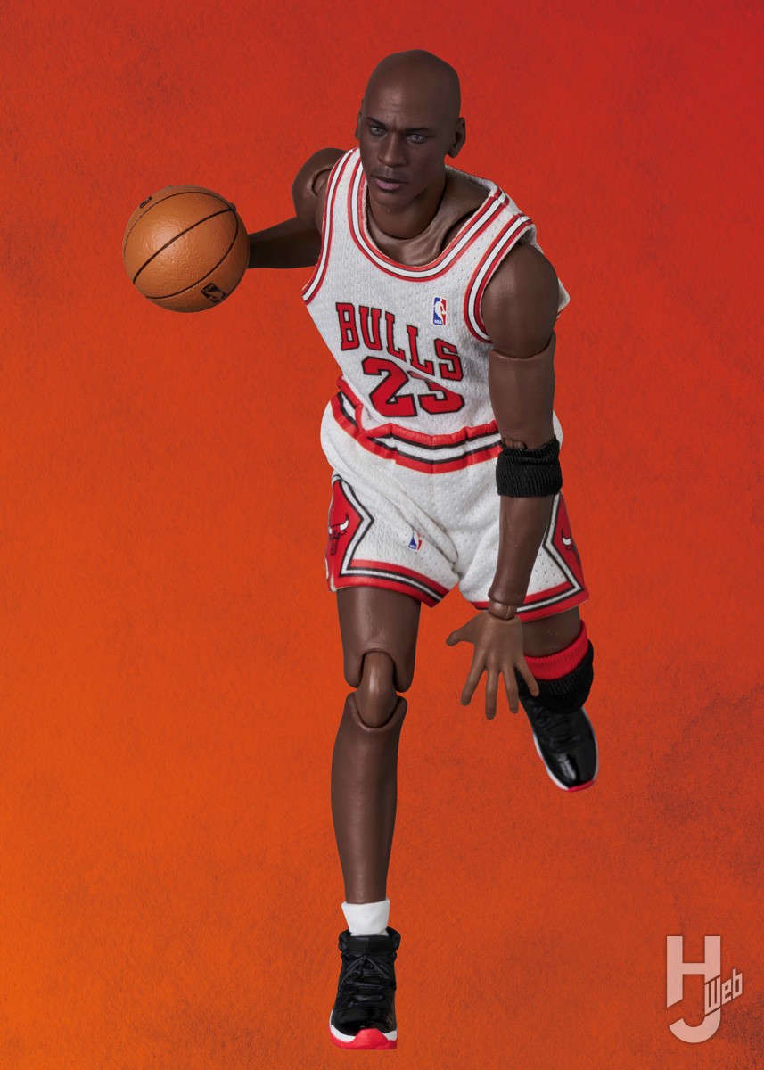バスケットボールの神様”マイケル・ジョーダンが「シカゴ・ブルズ