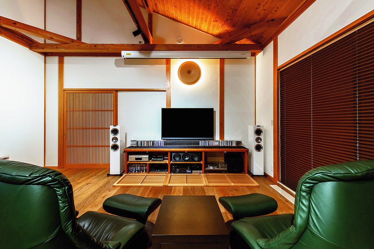 リビングシアターCASE38自然素材の意匠と共存する安らぎシアター