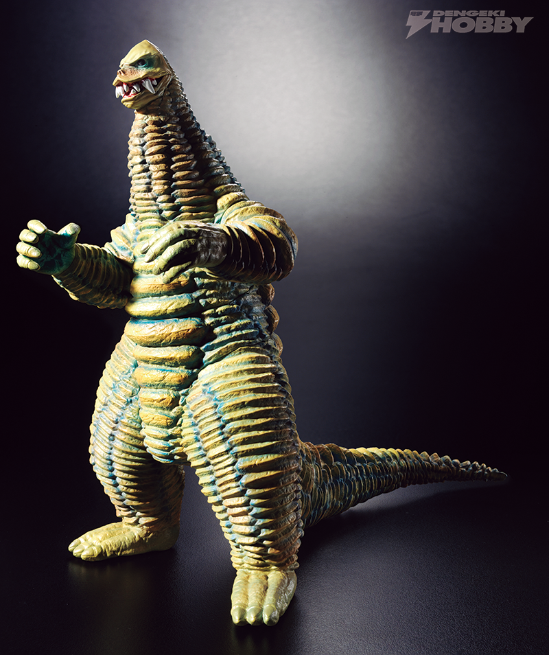 円谷プロが手掛ける「レッドキング」の巨大ソフビ人形 | 電撃ホビーウェブ