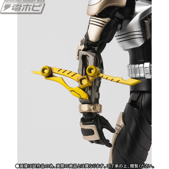 仮面ライダーカブト』S.H.Figuarts（真骨彫製法）キックホッパー