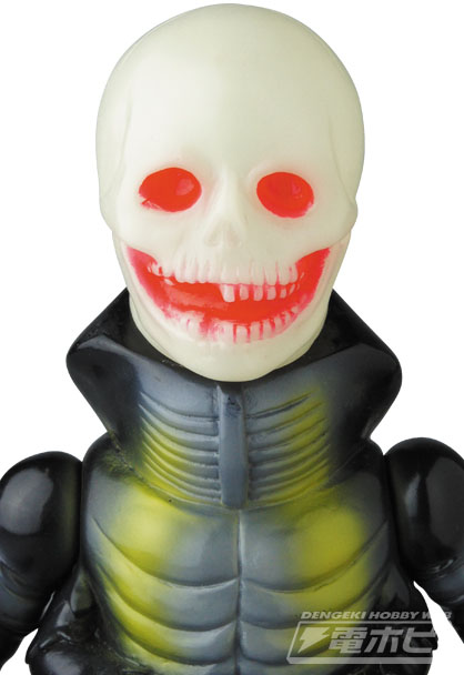 骸骨バルタンと骸骨アントラーの新色ソフビモデルがイベント「WE LOVE