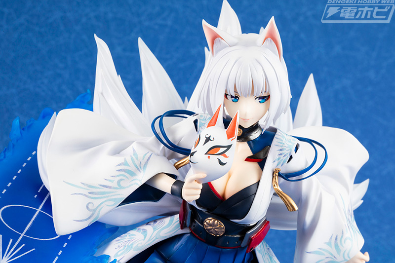 クールビューティな表情と抜群のプロポーションが最高!!『アズール