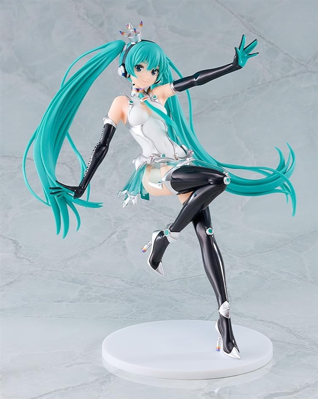 躍動感あるポージングが魅力！レーシングミク 2013 ver.が1/8スケール