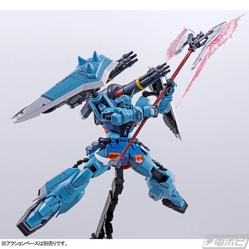 ガンプラ「MG ブレイズザクファントム（レイ専用機）」と「MG
