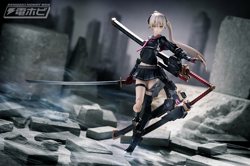三本の刀や短刀を装備した女子高生がプラモデルに！neco氏オリジナル