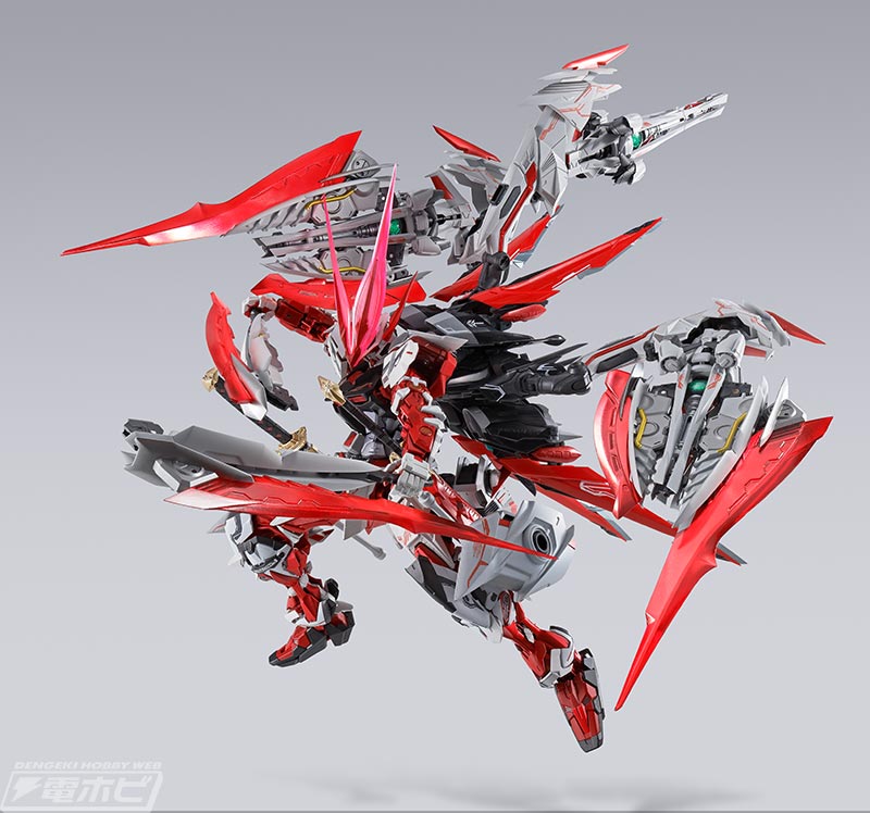 ガンダムアストレイ レッドドラゴンの進化形態「レッドドラゴニクス