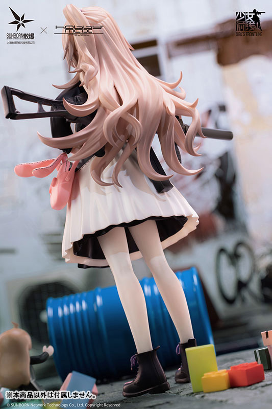 可愛い笑顔やポージングに注目！『ドールズフロントライン』UMP45が
