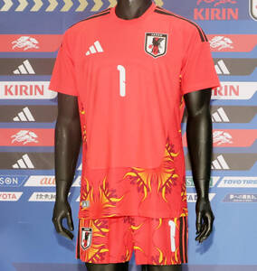 GKユニホームは「阿修羅」からインスピレーション…日本代表W杯新