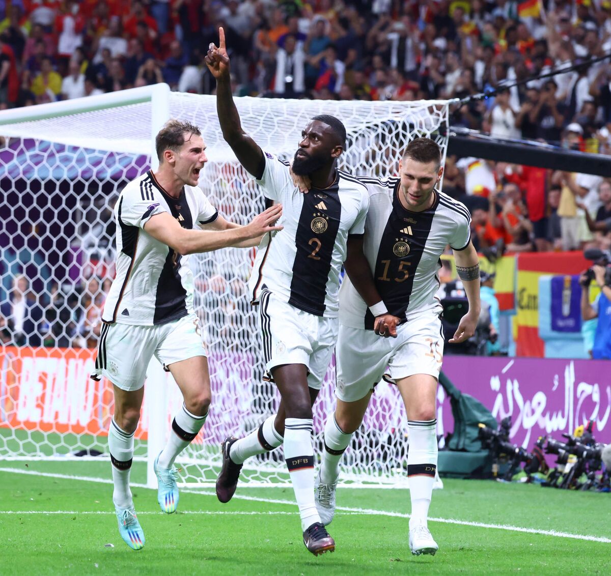 ドイツ代表DFリュディガーのゴールがVARで取り消しに…日本戦での