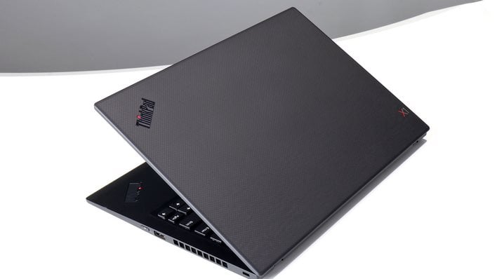 Lenovo ThinkPad X1 Carbon Review: Lenovo's 7th Gen Flagship