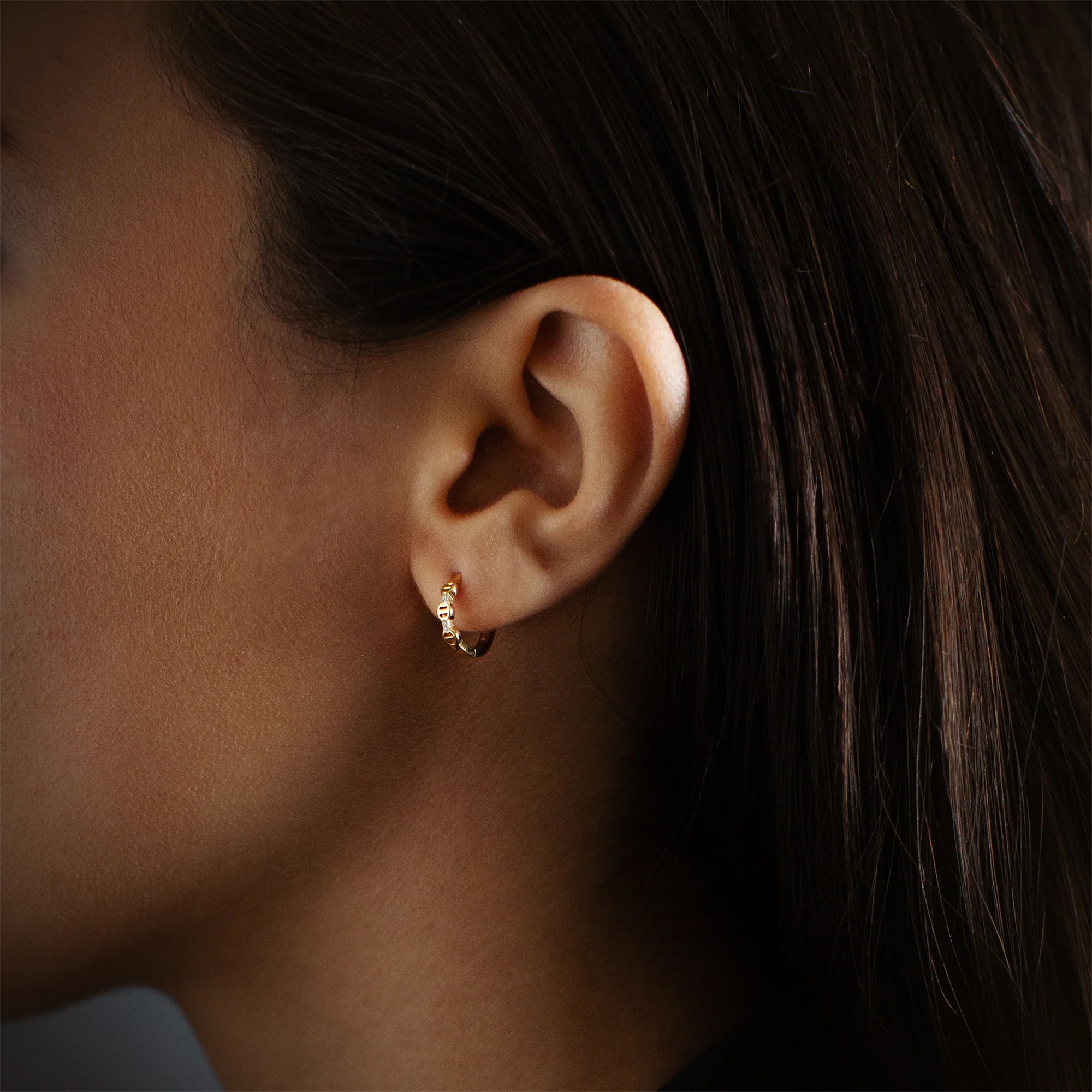 HUGGIE WITH DIAMONDS｜YG｜Pierced Earring｜HOORSENBUHS(ホーセン