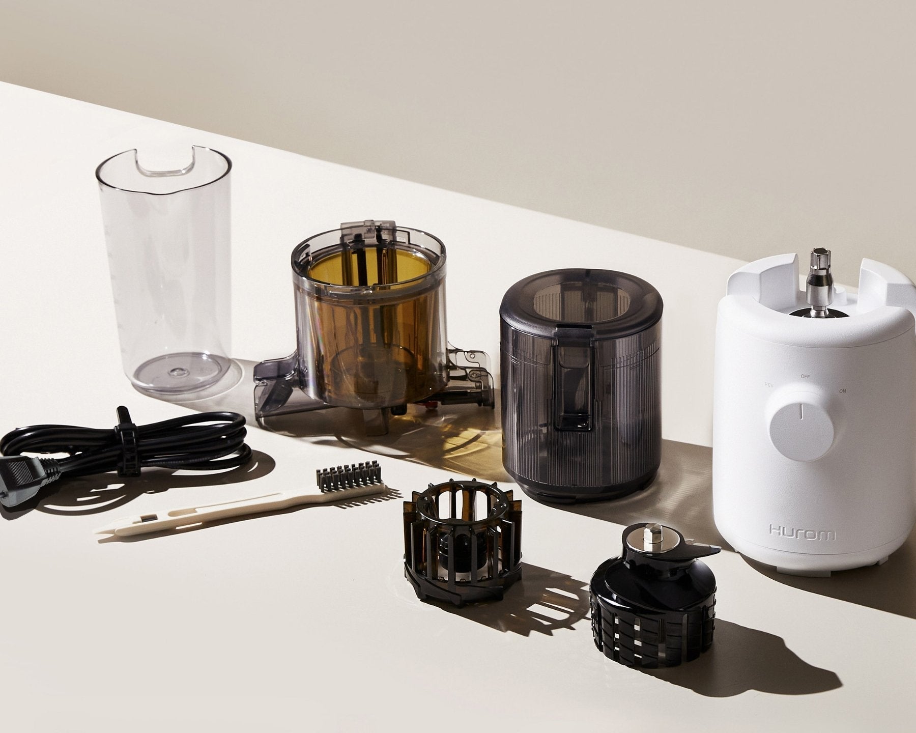 HUROM H310A Slow Juicer white | Compact & Easy Clean – Hurom