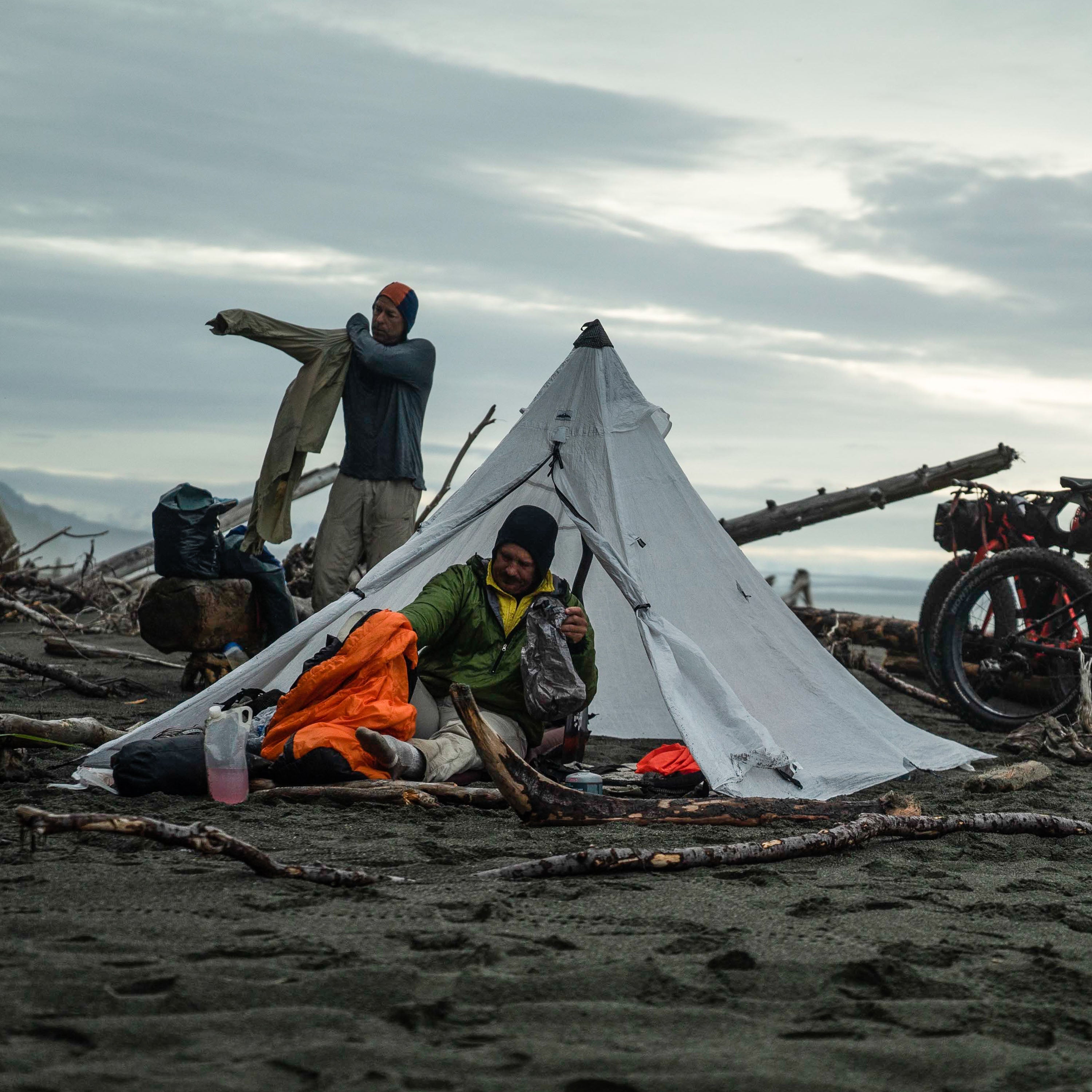 UltaMid 2 – 2 Person Ultralight Pyramid Tent Hyperlite Mountain Gear