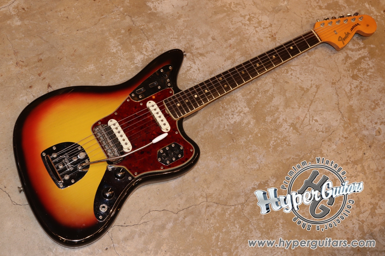 Fender '66 Jaguar - サンバースト / ローズ - ハイパーギターズ Hyper