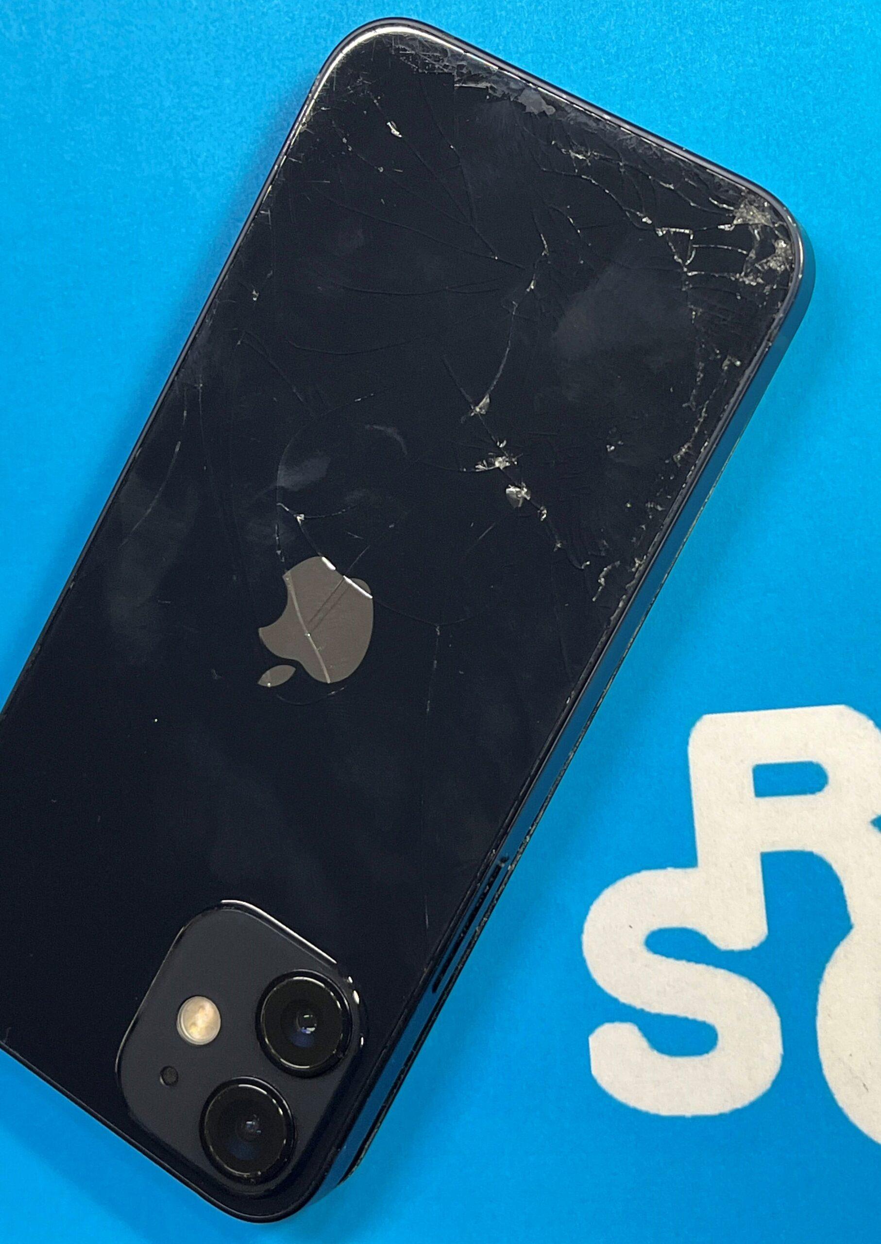 背面ガラス割れ修理でカラーチェンジが可能です | iPhone(アイフォン