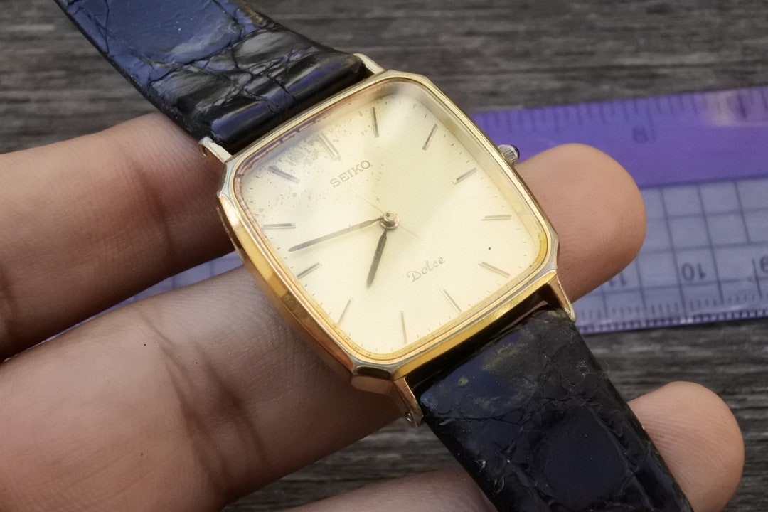Vintage Seiko Dolce 5E31 5A80 Textured Dial Men Quartz Watch Japan