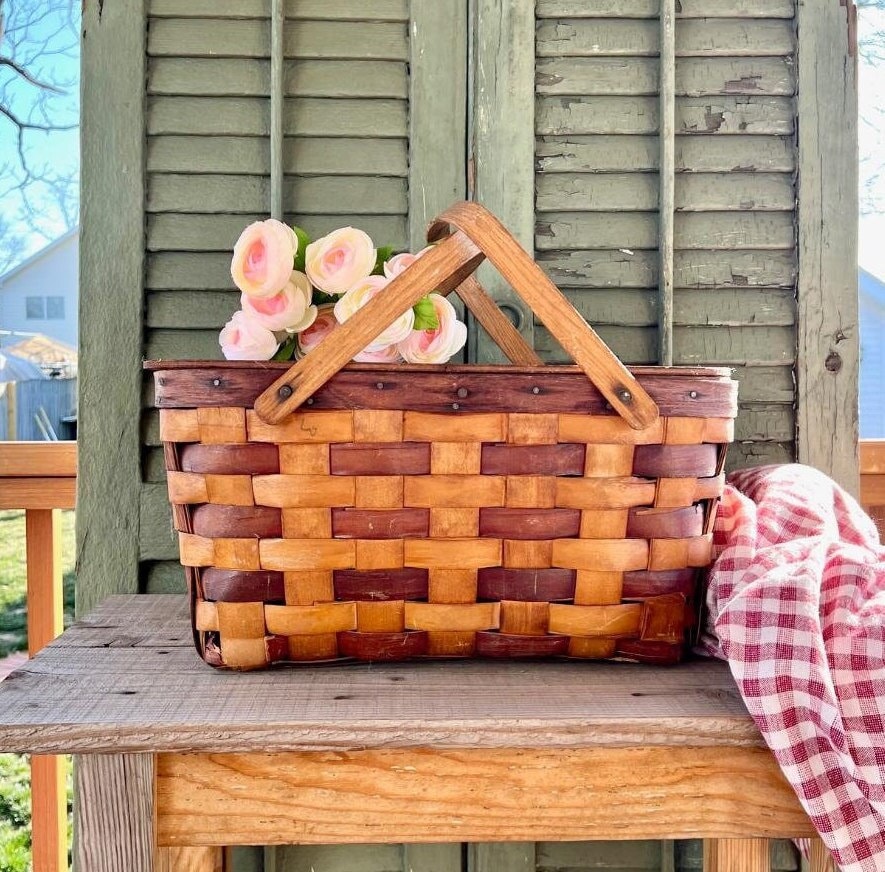 Beautiful Vintage Woven Wood Picnic Basket With Beautiful Two-tone