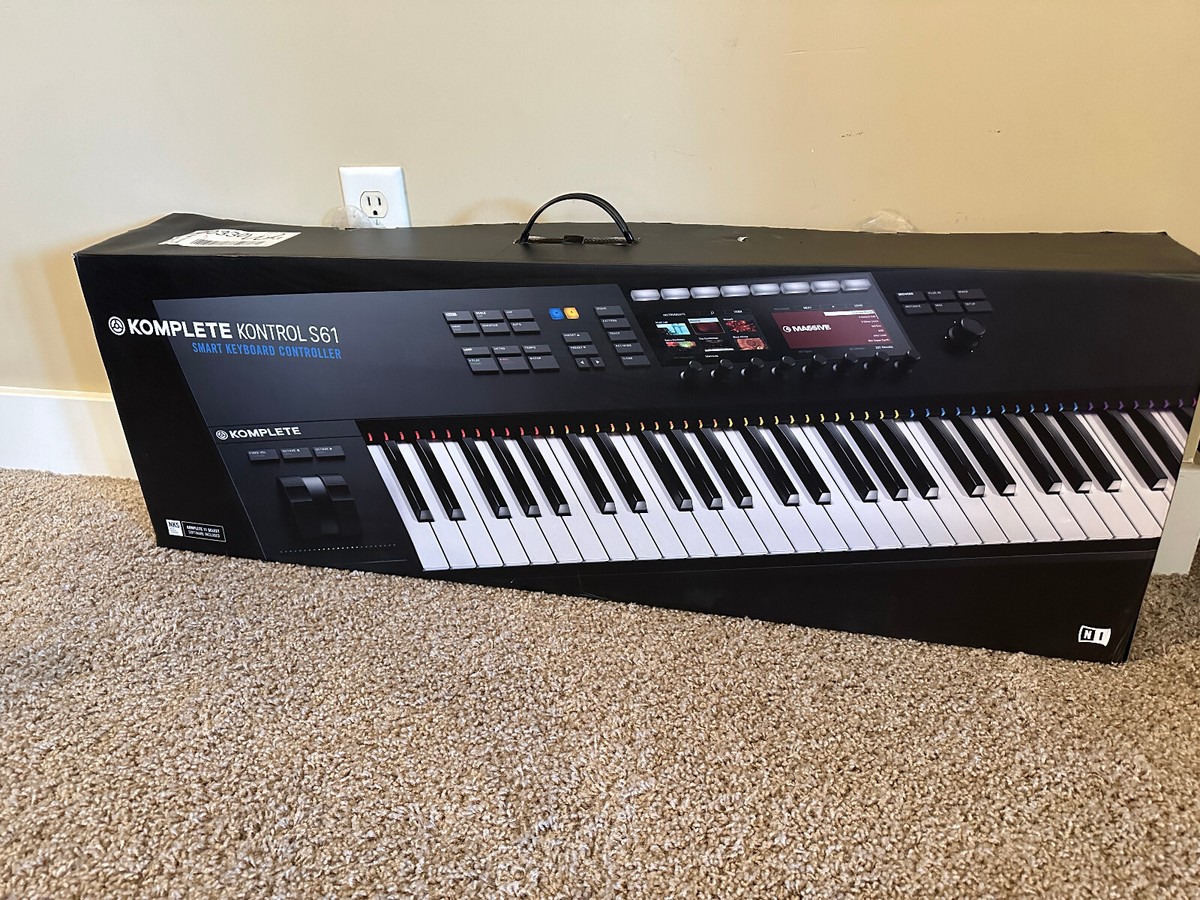 Native Instruments KOMPLETE KONTROL S61 MK2 Keyboard Controller
