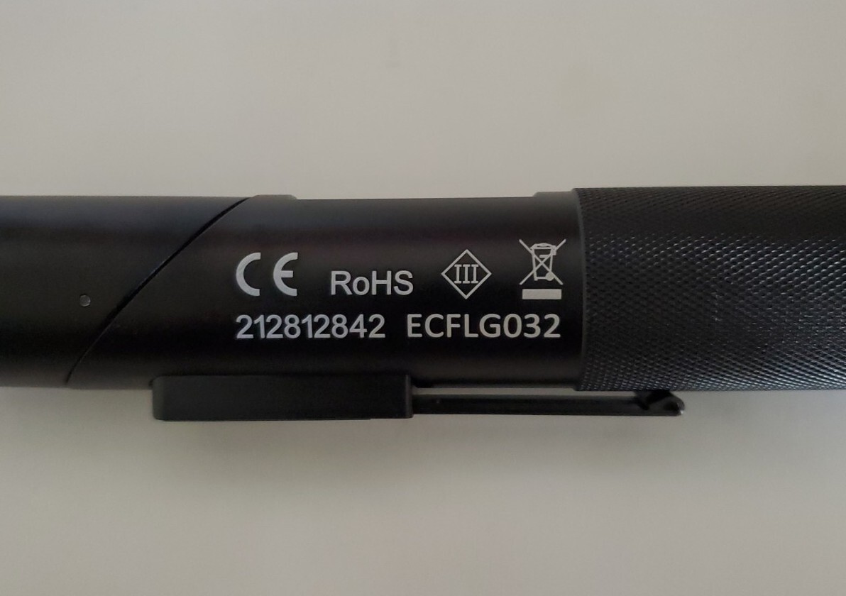 Snap On Tools 425 Lumens Rechargeable Shop work Light 90 swivel