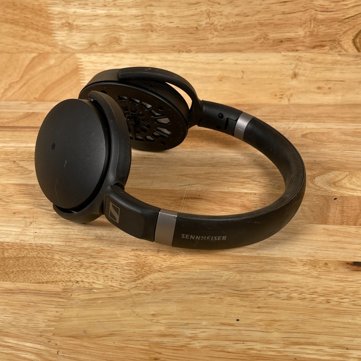 Sennheiser HD 450BT SEBT4 Bluetooth Active Noise Cancelling Over